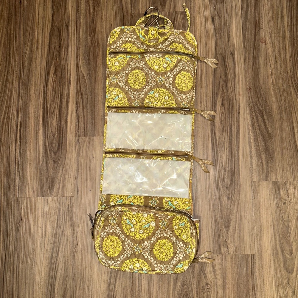 Vera Bradley Sittin In A Tree Hanging Cosmetic Makeup organizer foldable Storage - Picture 12 of 13
